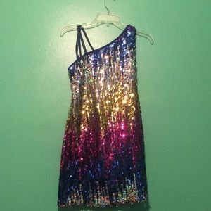 FUN AND SPARKLY DANCE COSTUME